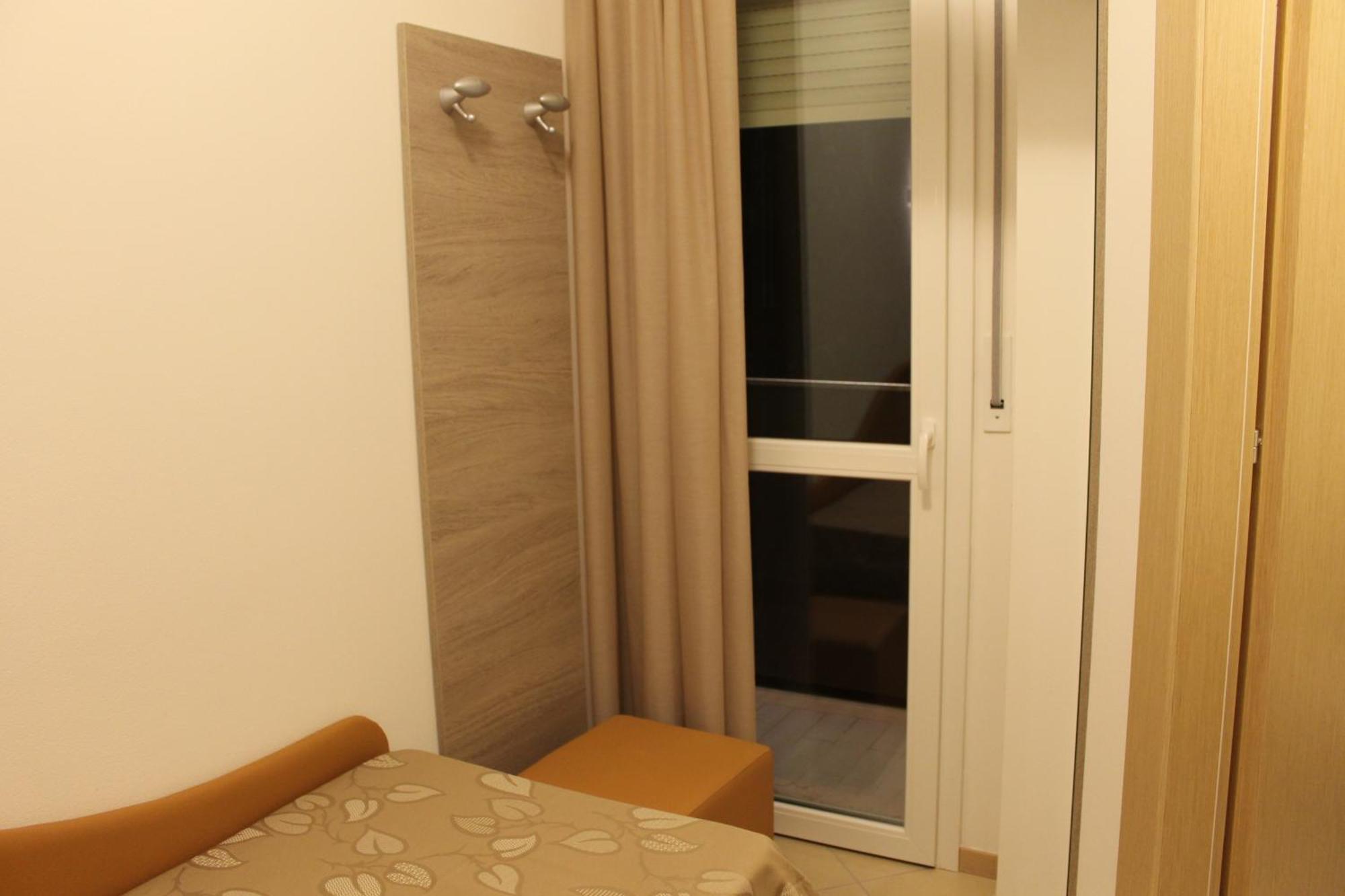 Hotel Villa Enea Cattolica Cameră foto