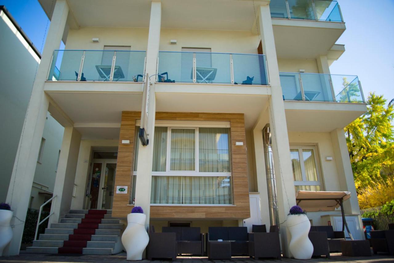 Hotel Villa Enea Cattolica Exterior foto